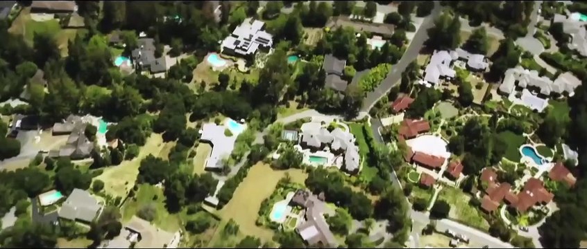 Don't Hang Up Bande-annonce VO