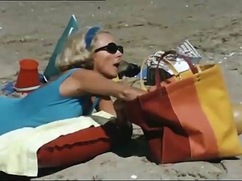 Les Saintes chéries - saison 1 Teaser VF