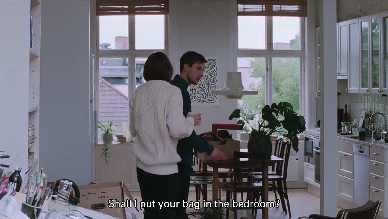 Julie (en 12 chapitres) EXTRAIT VO "L'installation"
