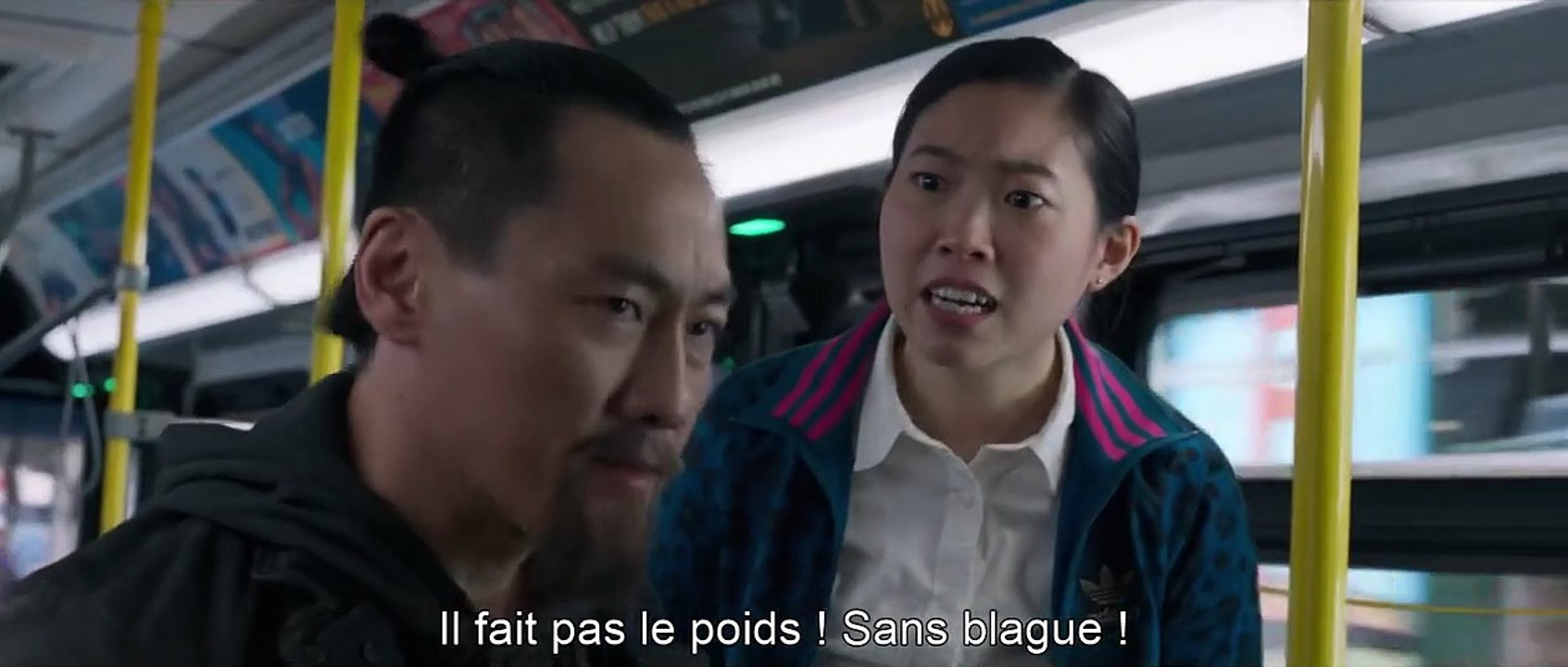 Shang-Chi et la Légende des Dix Anneaux EXTRAIT VO "Baston dans le bus"