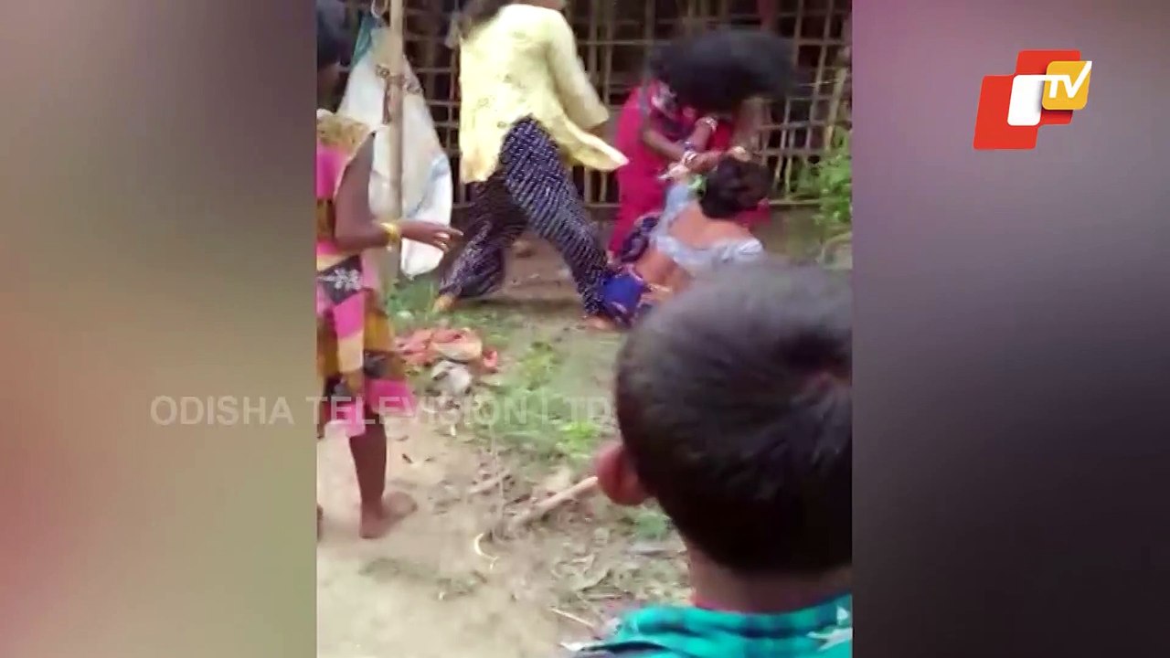 News Fuse- Women Lock Horns, Engage In Intense Fight