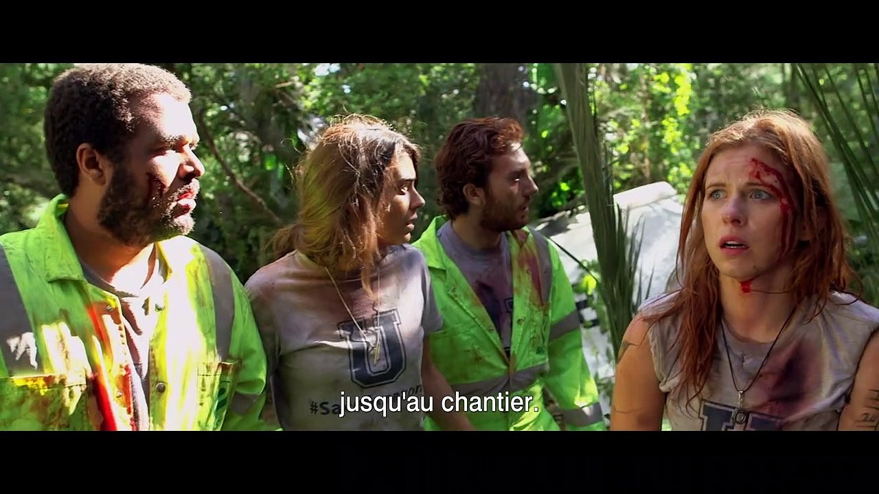 The Green Inferno - EXTRAIT VOST "Quelqu'un approche"