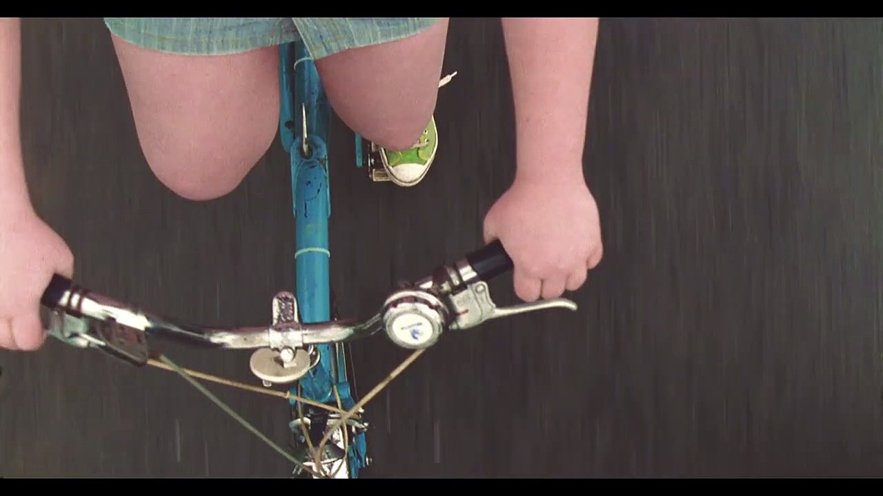 Maillot de bain 46 Bande-annonce VO