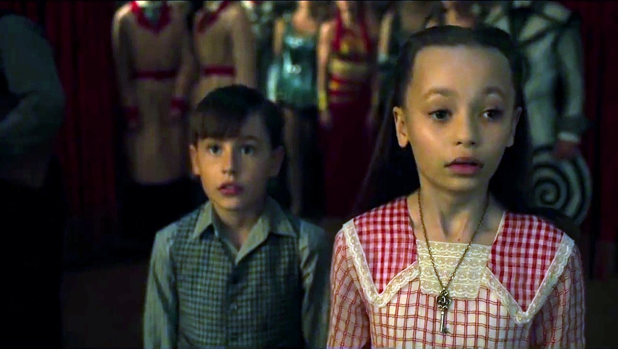 Dumbo EXTRAIT VF "Vole, petit !"