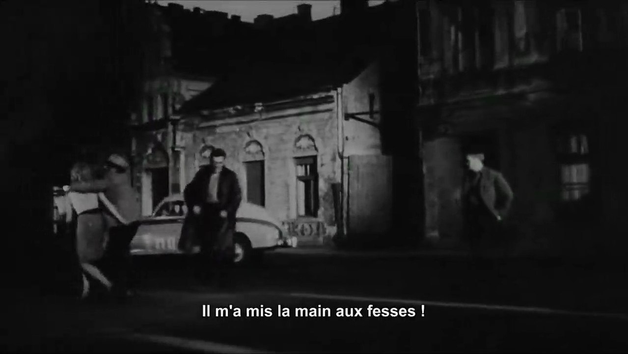 Signes particuliers : néant EXTRAIT VO "Ivre"