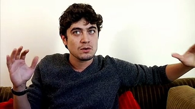 Riccardo Scamarcio Interview : La Prima Linea