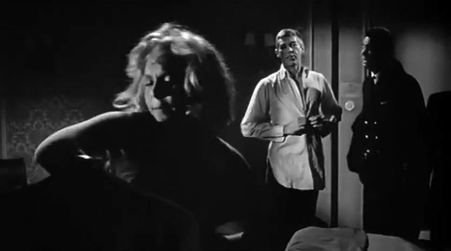 Les Jeux de l'amour et de la guerre Bande-annonce VO