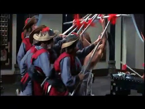 Les 13 fils du dragon d'or Bande-annonce VO