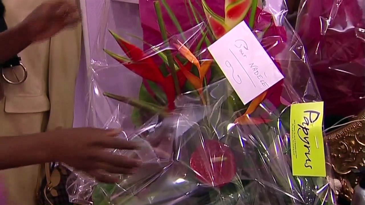 Noires Promesses - EXTRAIT "Au pays des merveilles"