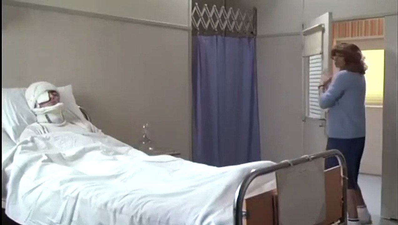 Jamais avant le mariage EXTRAIT "A l'hôpital"