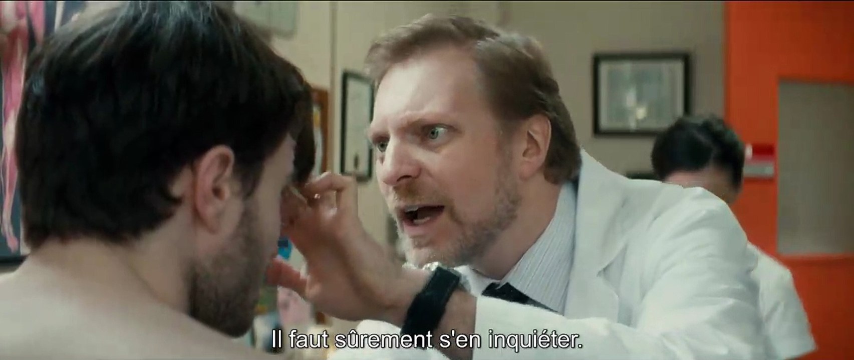 Horns - EXTRAIT VOST "Consultation chez le médecin"