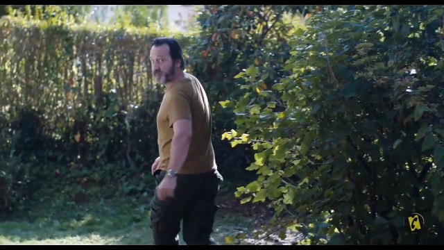 Un très beau portrait de femme qui n'appartient pas aux codes féminins ni même masculins