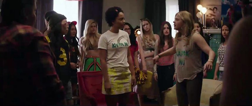 Nos pires voisins 2 - EXTRAIT VOST Nous sommes des soeurs