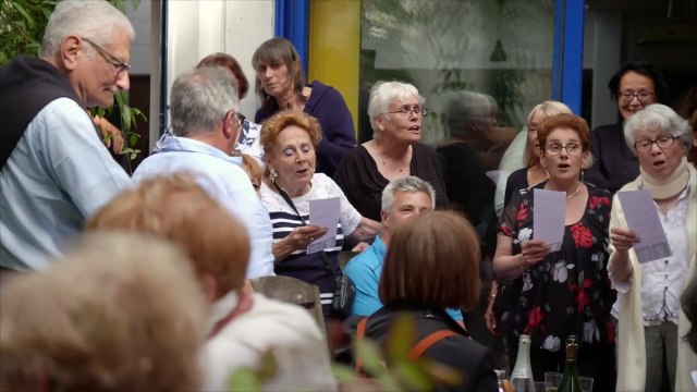 Pingouin & Goéland et leurs 500 petits Bande-annonce VF
