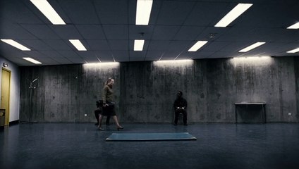 Carré blanc Extrait vidéo VF