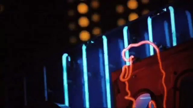 New York, 2 Heures du matin Bande-annonce VO