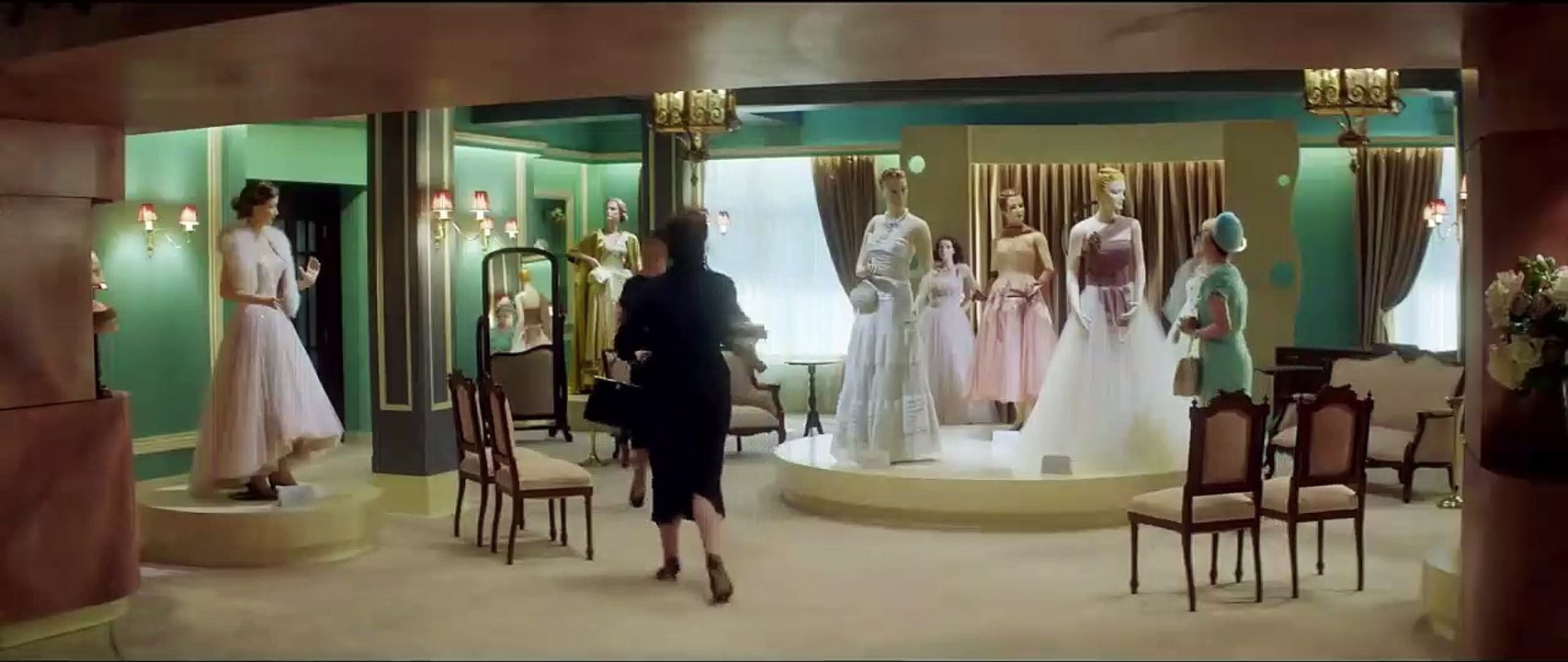 Les Petites Robes Noires Bande-annonce VO