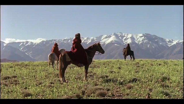 Mimosas, la voie de l’Atlas - EXTRAIT VOST Passons par les montagnes