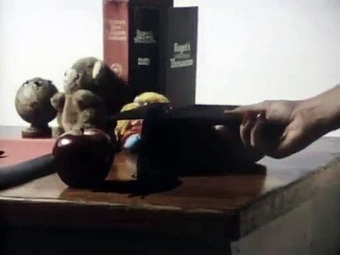 Private school Bande-annonce VO