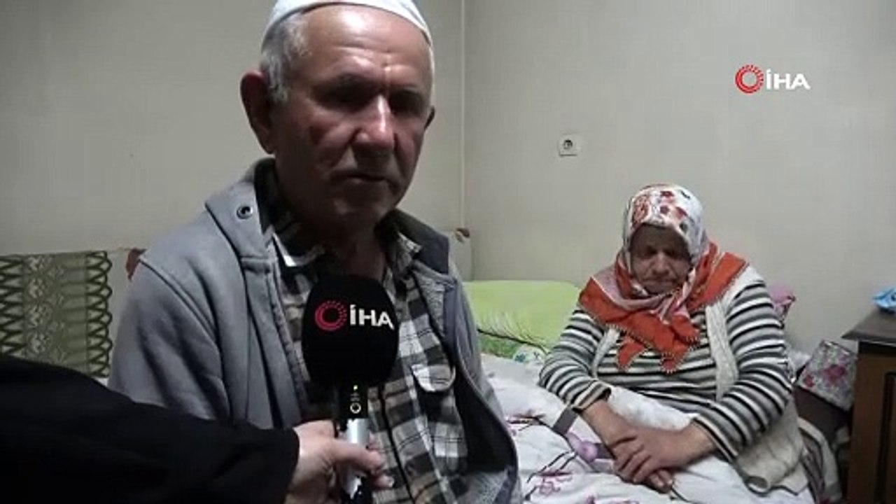 Belediye yaşlı çifte iftar için getirdiği sıcak yemeği geri aldı