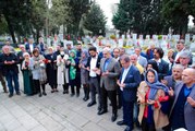 Son dakika haberleri! AK Parti İstanbul İl Başkanı Kabaktepe, Edirnekapı Şehitliği'ni ziyaret etti