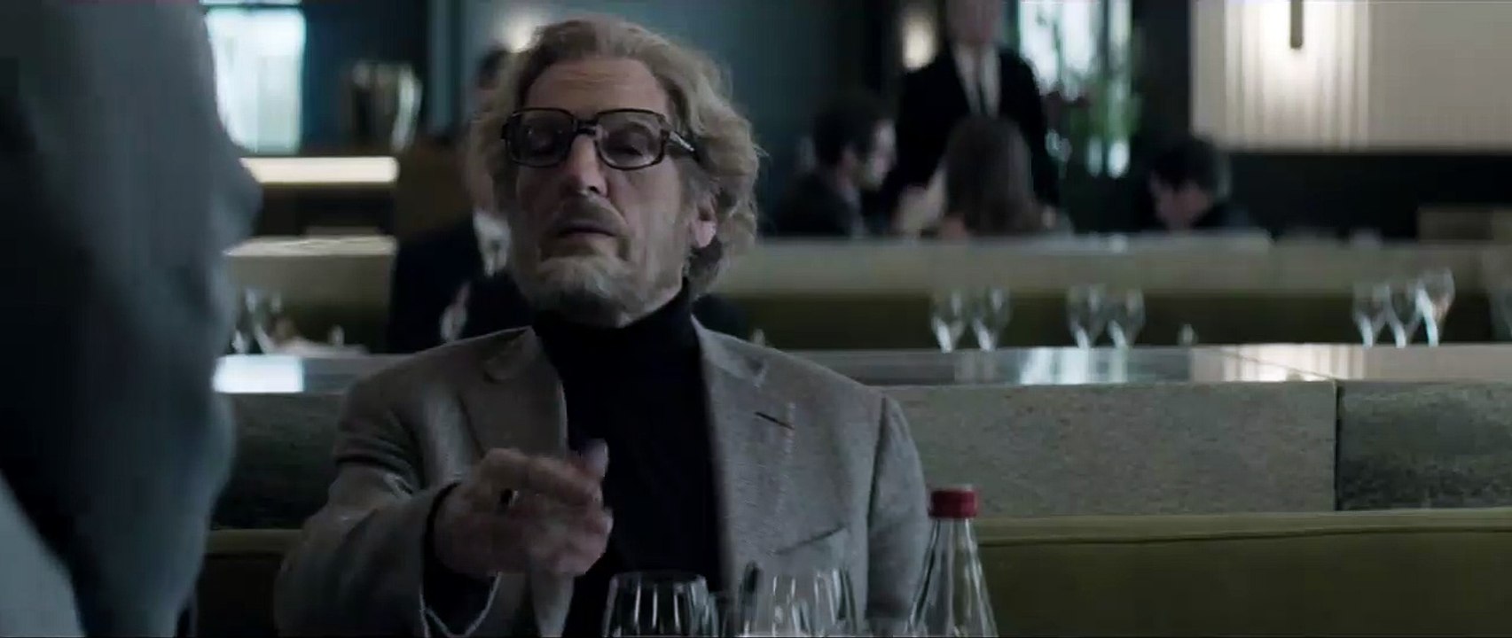 Un Illustre Inconnu - EXTRAIT "c'est une folle !"