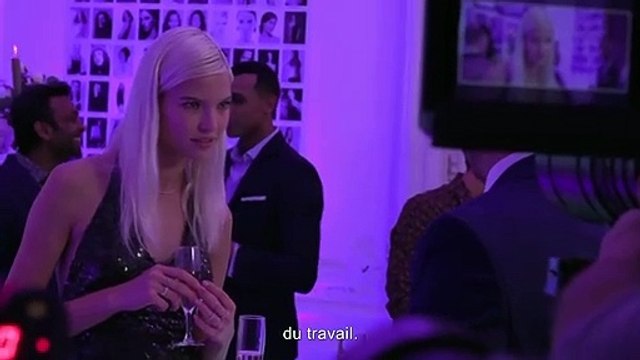 Anna BONUS VO Sasha Luss