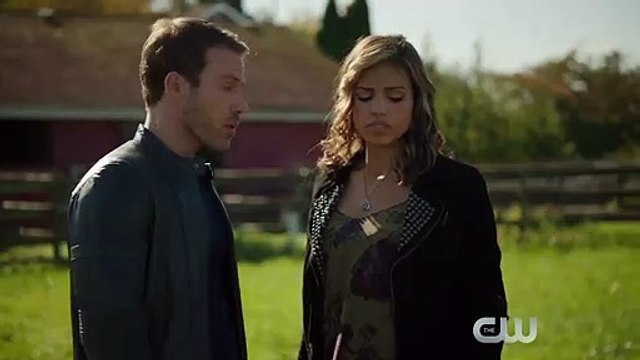 Flash (2014) - saison 2 - épisode 8 - crossover Arrow Bande-annonce VO