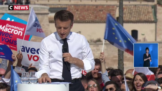 Emmanuel Macron souhaite mettre l'écologie au coeur du pouvoir
