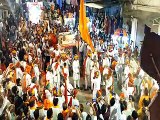 procession: छोटीकाशी में चहुंओर गूंजा बजरंग-बजरंग,अगुवानी में उमड़ी बूंदी-video