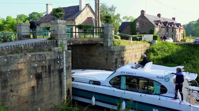 Douce France, par canaux et rivières Bande-annonce VF