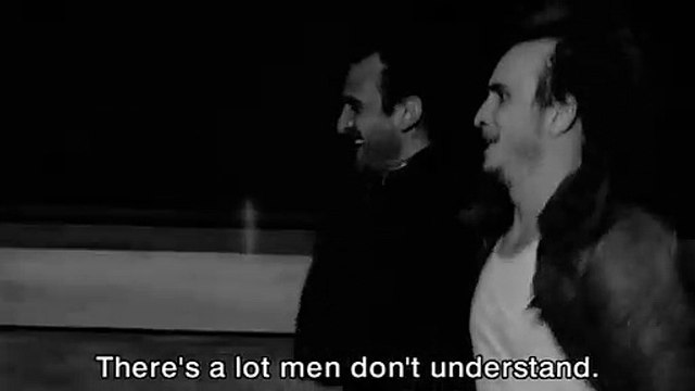 Petit tailleur Bande-annonce (2) VF