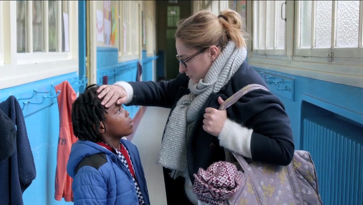 Joséphine s'arrondit Bande-annonce VF