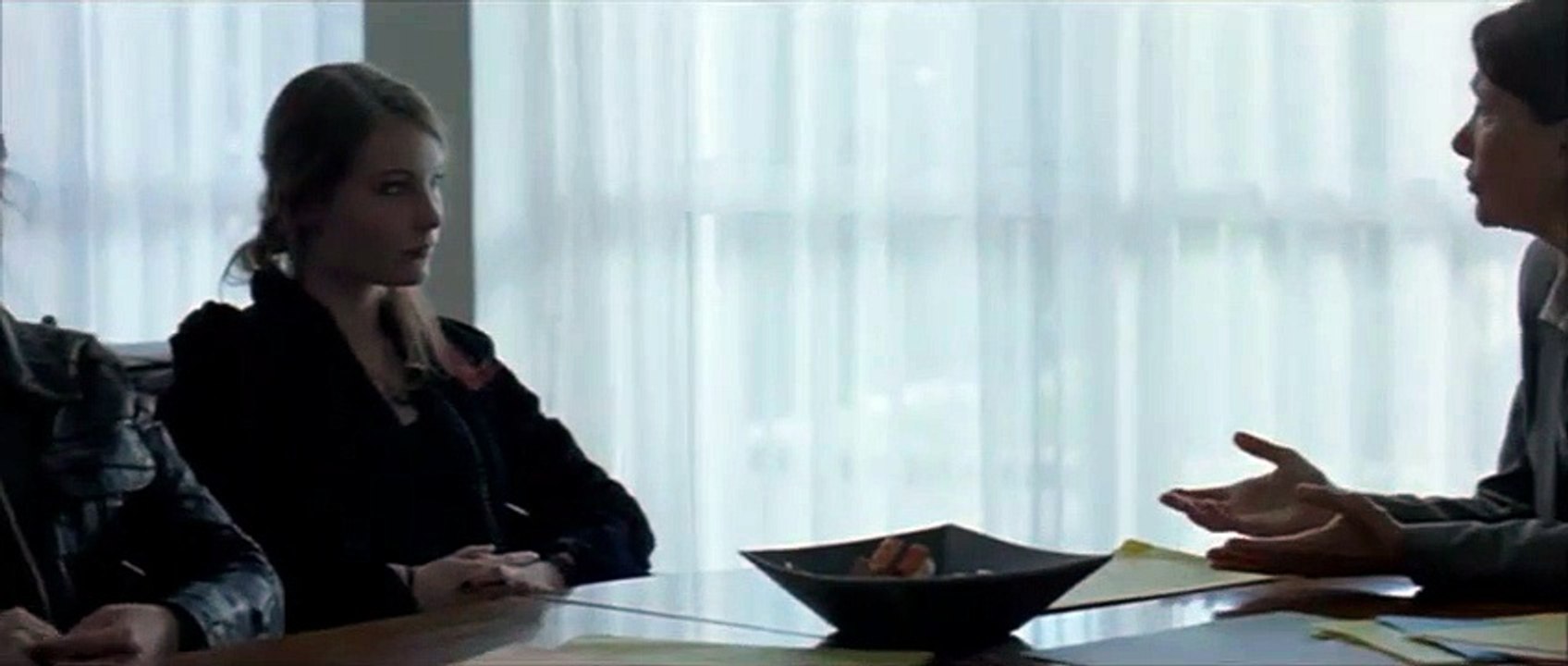 Des filles en noir Extrait vidéo (2) VF