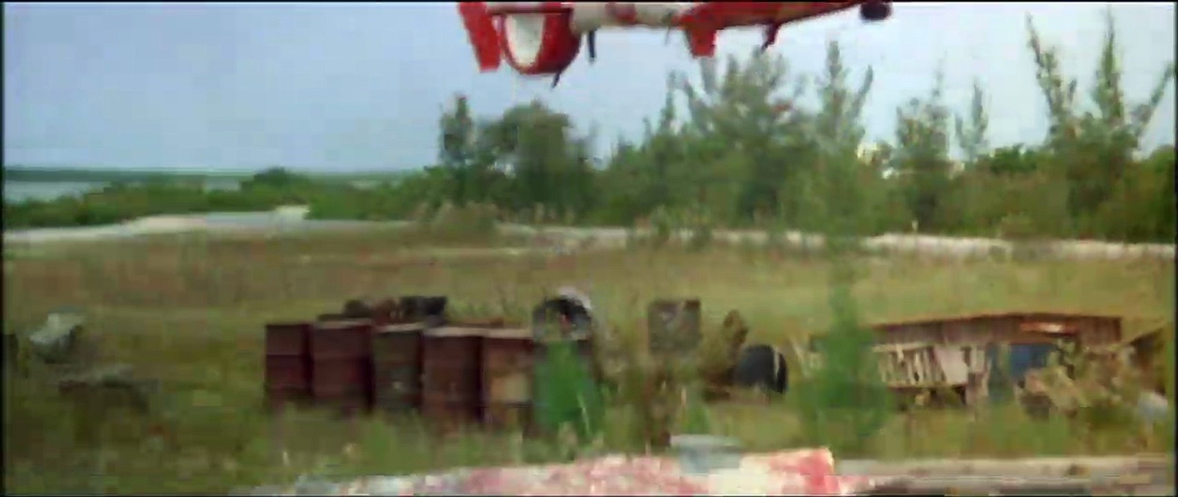 Permis de tuer Bande-annonce (4) VO