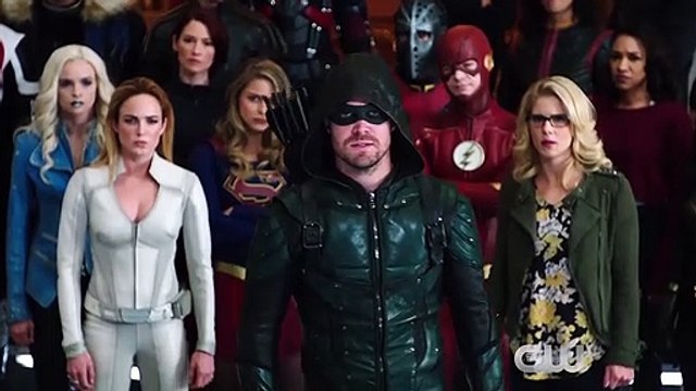 Crisis on Earth-X - Teaser Weapon du cross-over entre Flash, Arrow et Supergirl VO