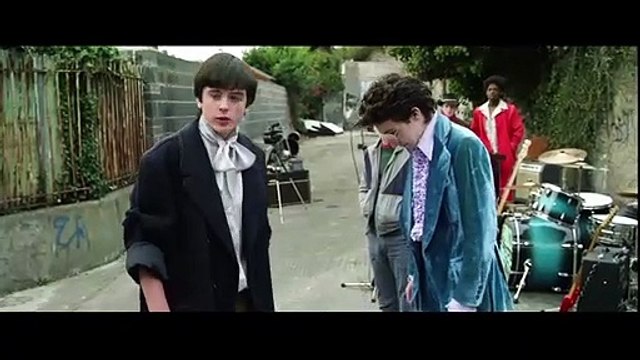 Lucy Boynton : J'ai épargné aux autres le traumatisme de m'entendre chanter