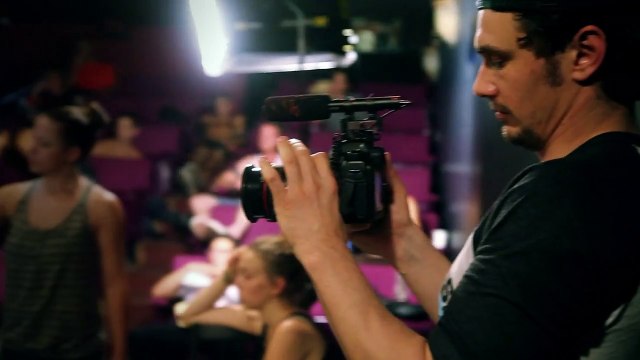 Interior. Leather Bar. Bande-annonce VO