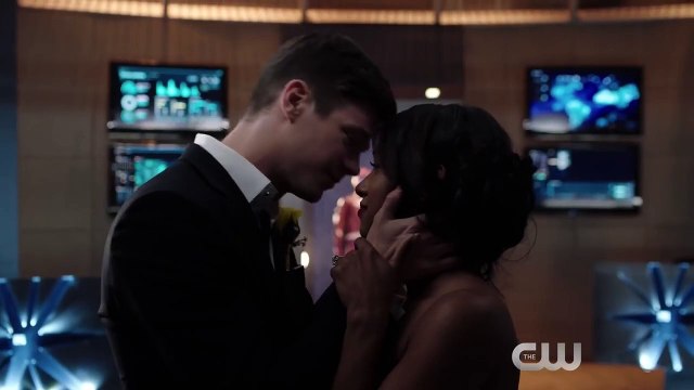 Supergirl - saison 3 - épisode 8 Bande-annonce (2) VO