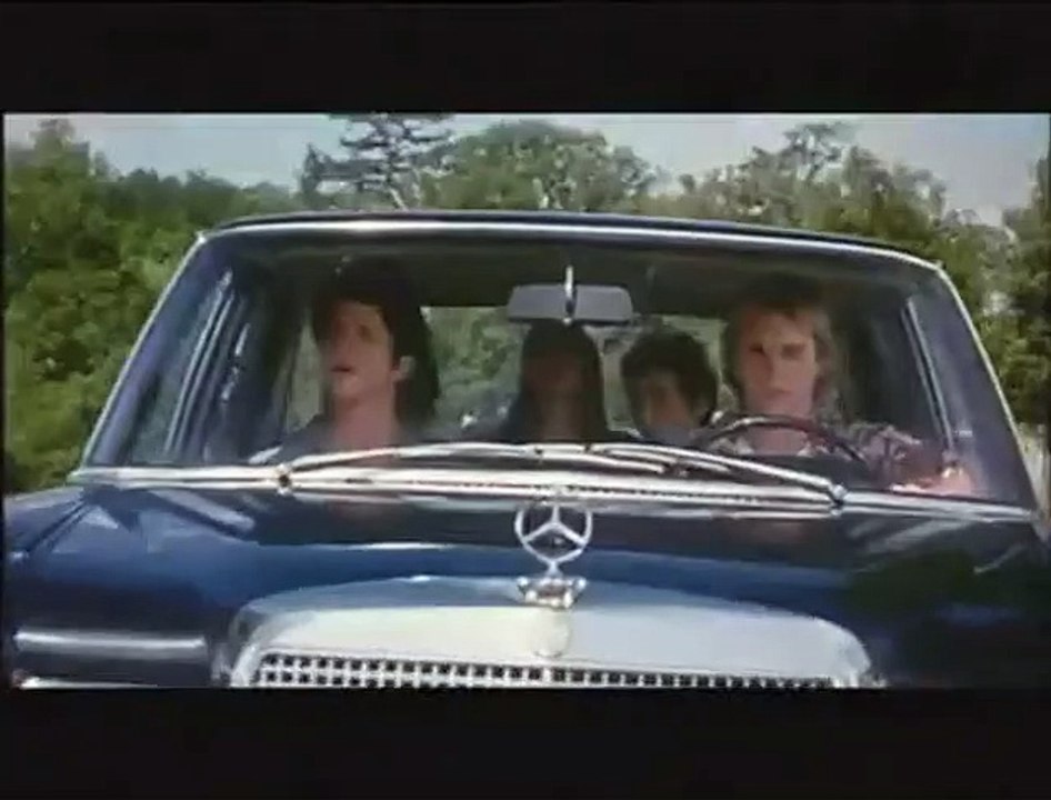 Promenons-nous dans les bois Bande-annonce VF