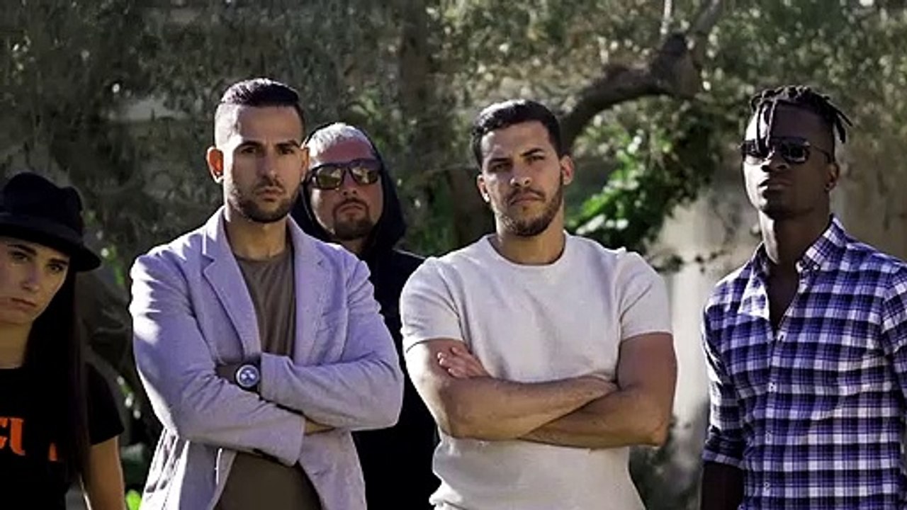 Battle Bordel - saison 1 Bande-annonce VF