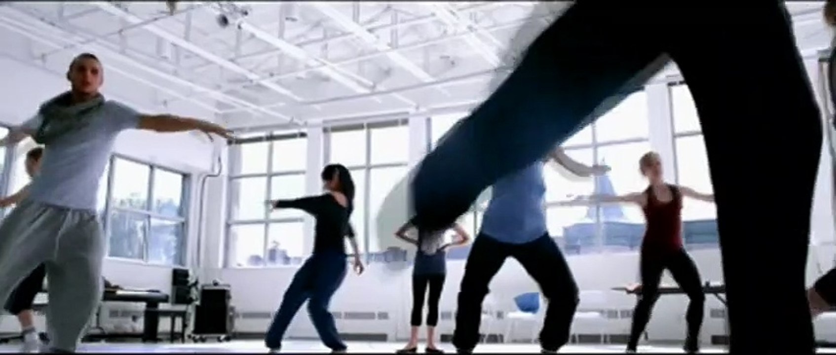 Sur le rythme - Dance on the beat Bande-annonce VF