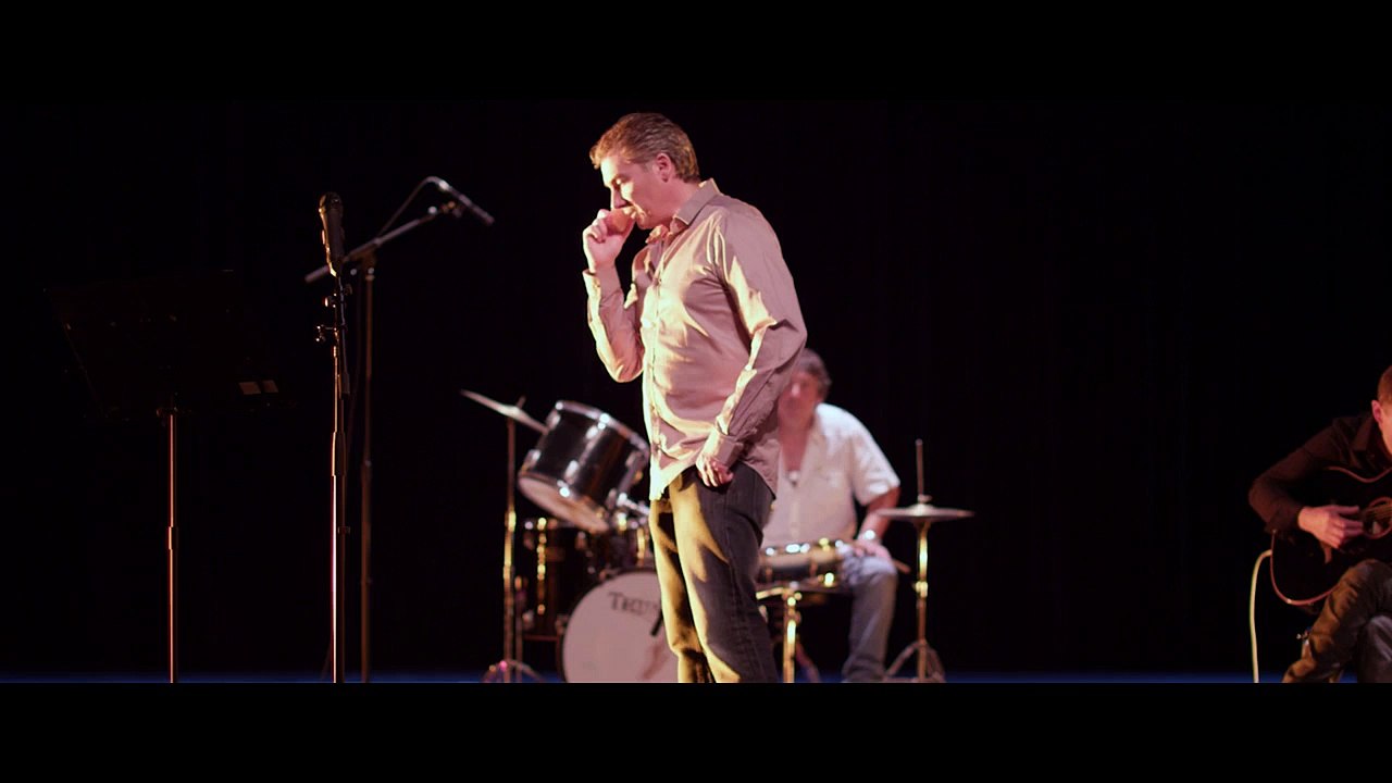 Seule mais pas trop ! Bande-annonce VF