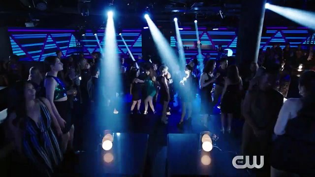 Arrow - saison 8 Bande-annonce (2) VO