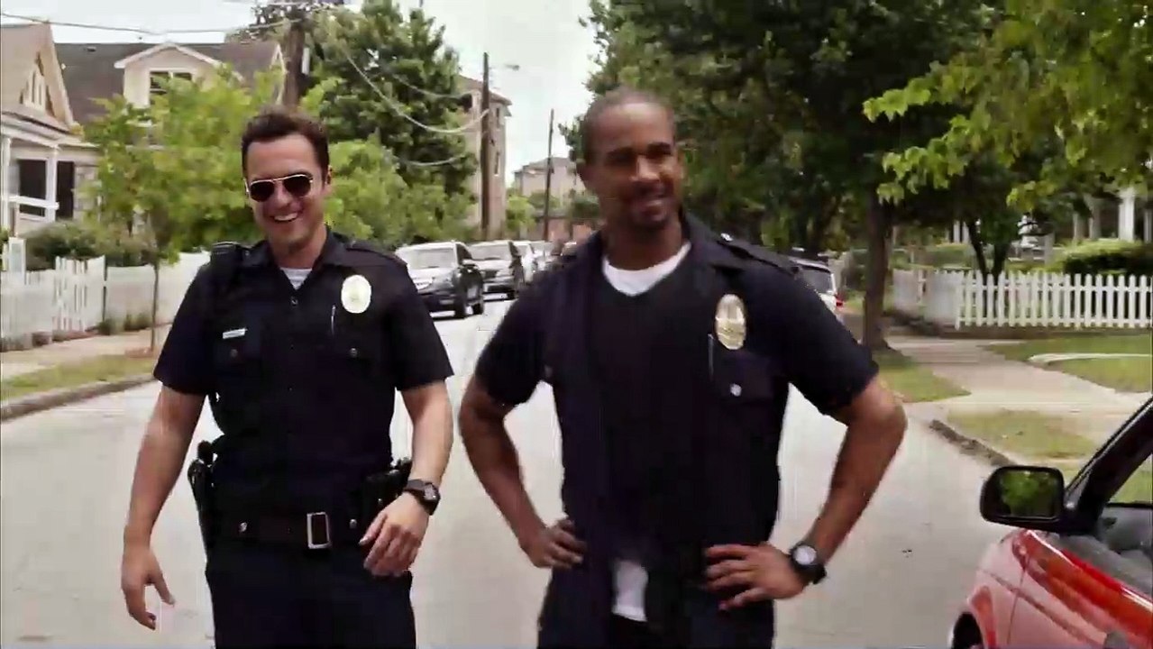 Cops - Les Forces du désordre - EXTRAIT VF "C'est pas illégal"