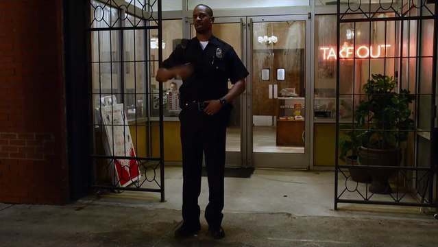 Cops - Les Forces du désordre - EXTRAIT VF Tu ne danses plus