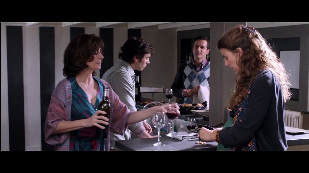 Toute première fois - TEASER "Toute première fois que ma mère me saoule"