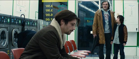 "Au bonheur des ogres" : Discussion au lavomatique