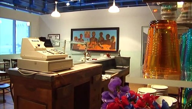 Visite guidée de l'usine de films amateurs