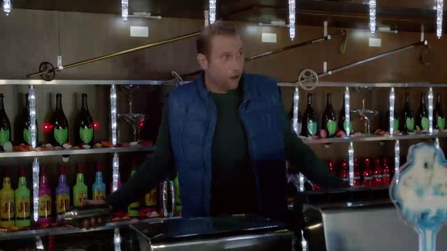 Je fais le mort Bande-annonce VF